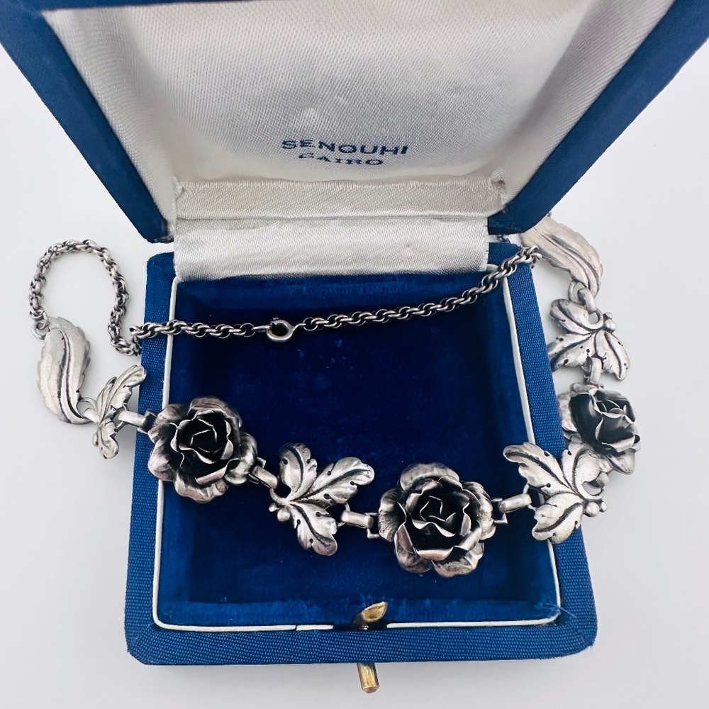 Antique Sterling Silver Holly Leaf Rose Textured Necklace